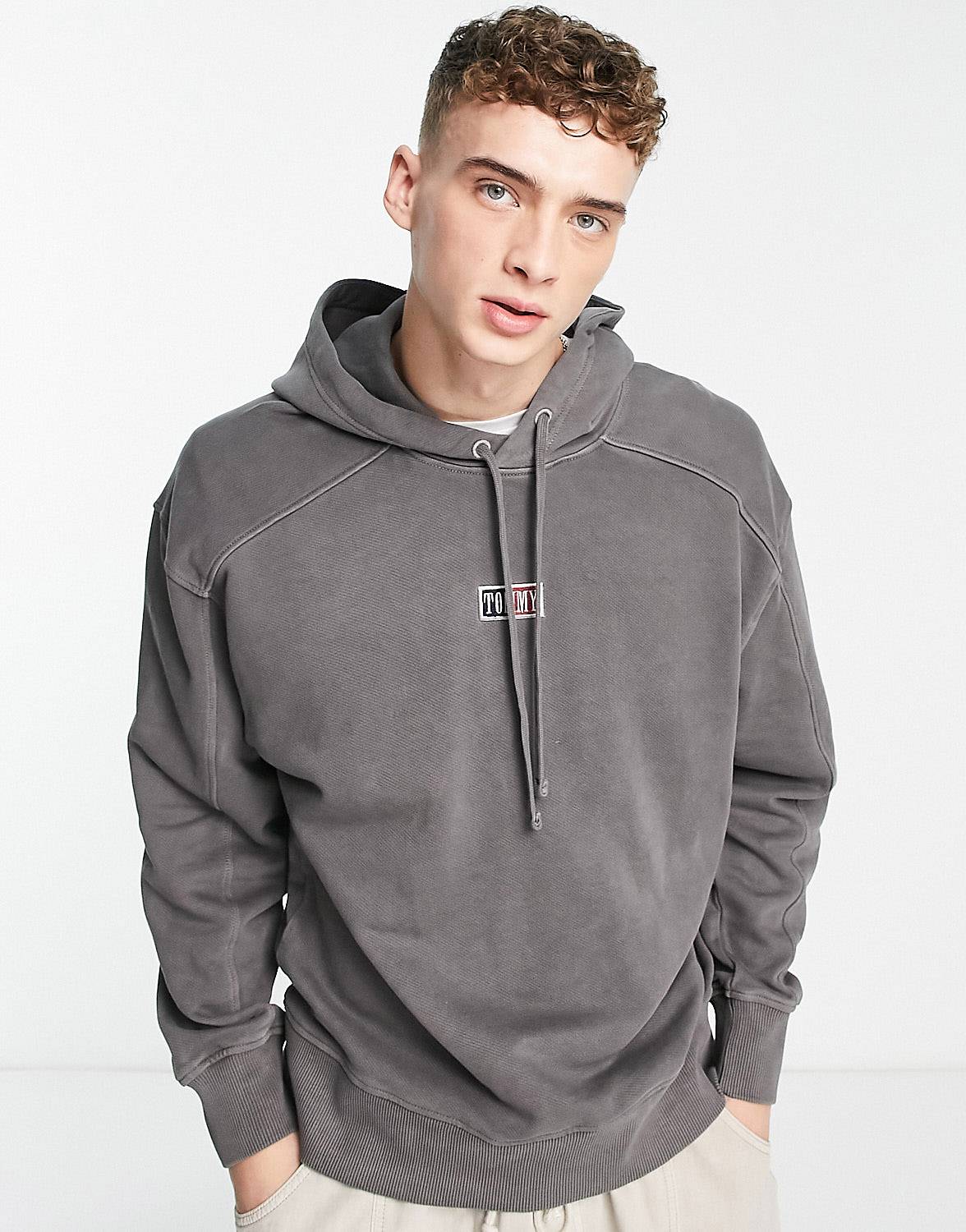 tiny centre flag logo hoodie in wash black