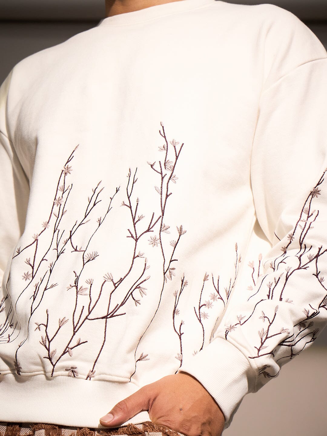 Ecru Embroidery Oversized Sweatshirt
