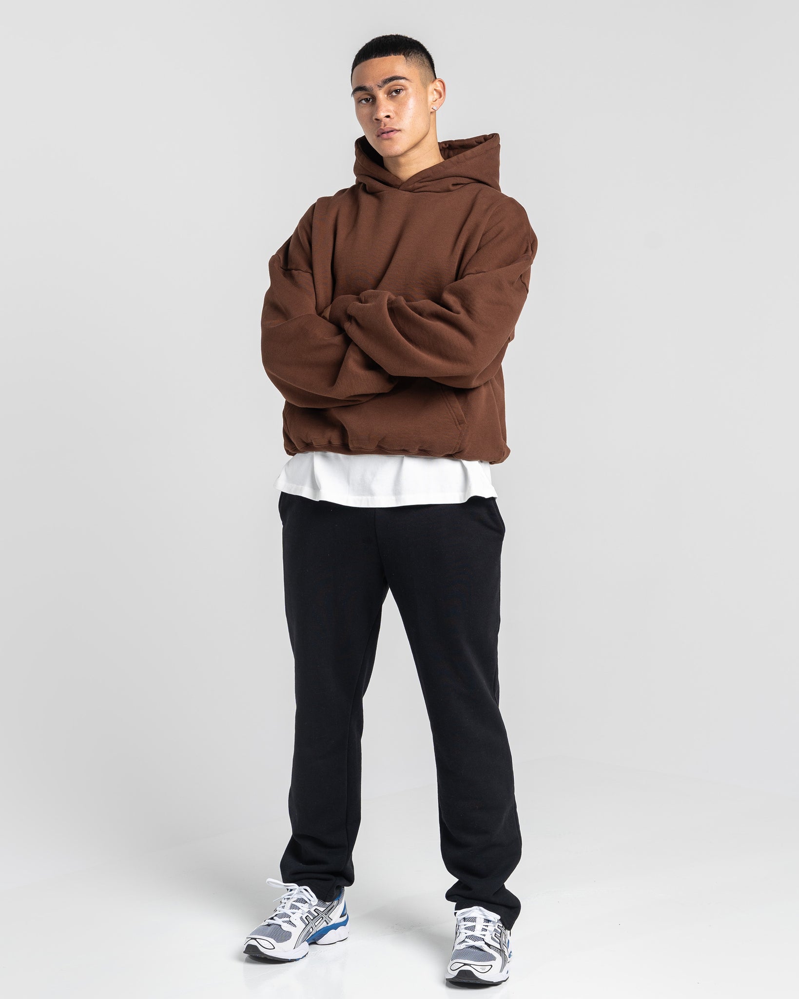 HEAVYWEIGHT HOODIE - BROWN