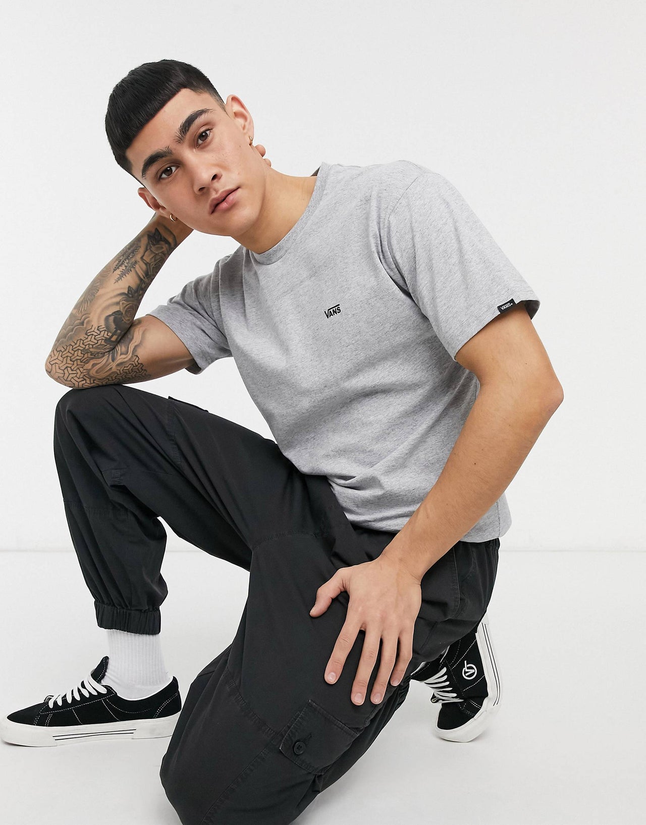 T-SHIRT WITH SMALL LOGO IN GREY