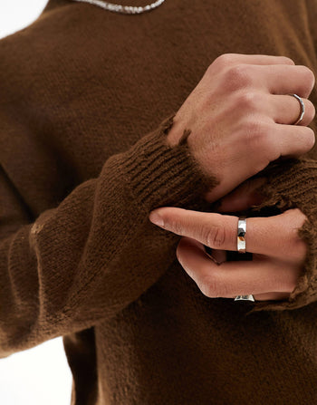 oversized knitted plush jumper with nibbling in brown