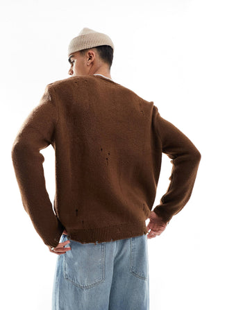 oversized knitted plush jumper with nibbling in brown