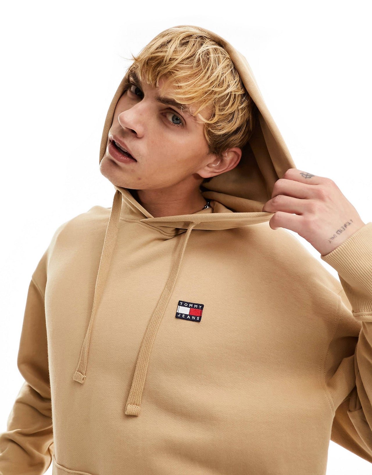 relaxed XS badge logo hoodie in sand