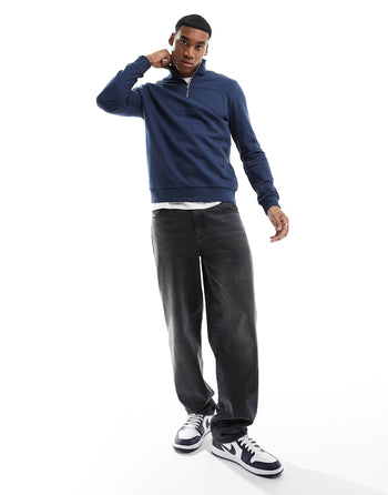sweatshirt with half zip in blue