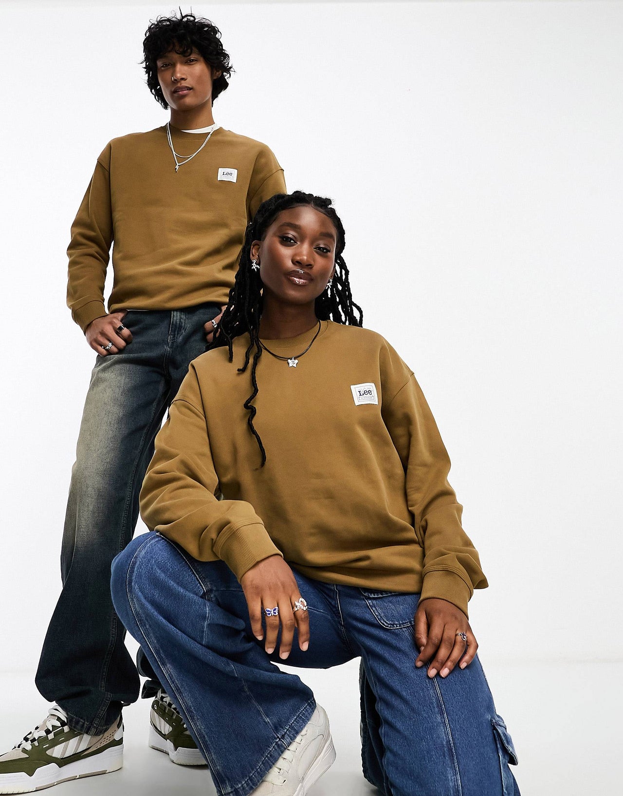 unisex capsule relaxed fit sweatshirt in tan