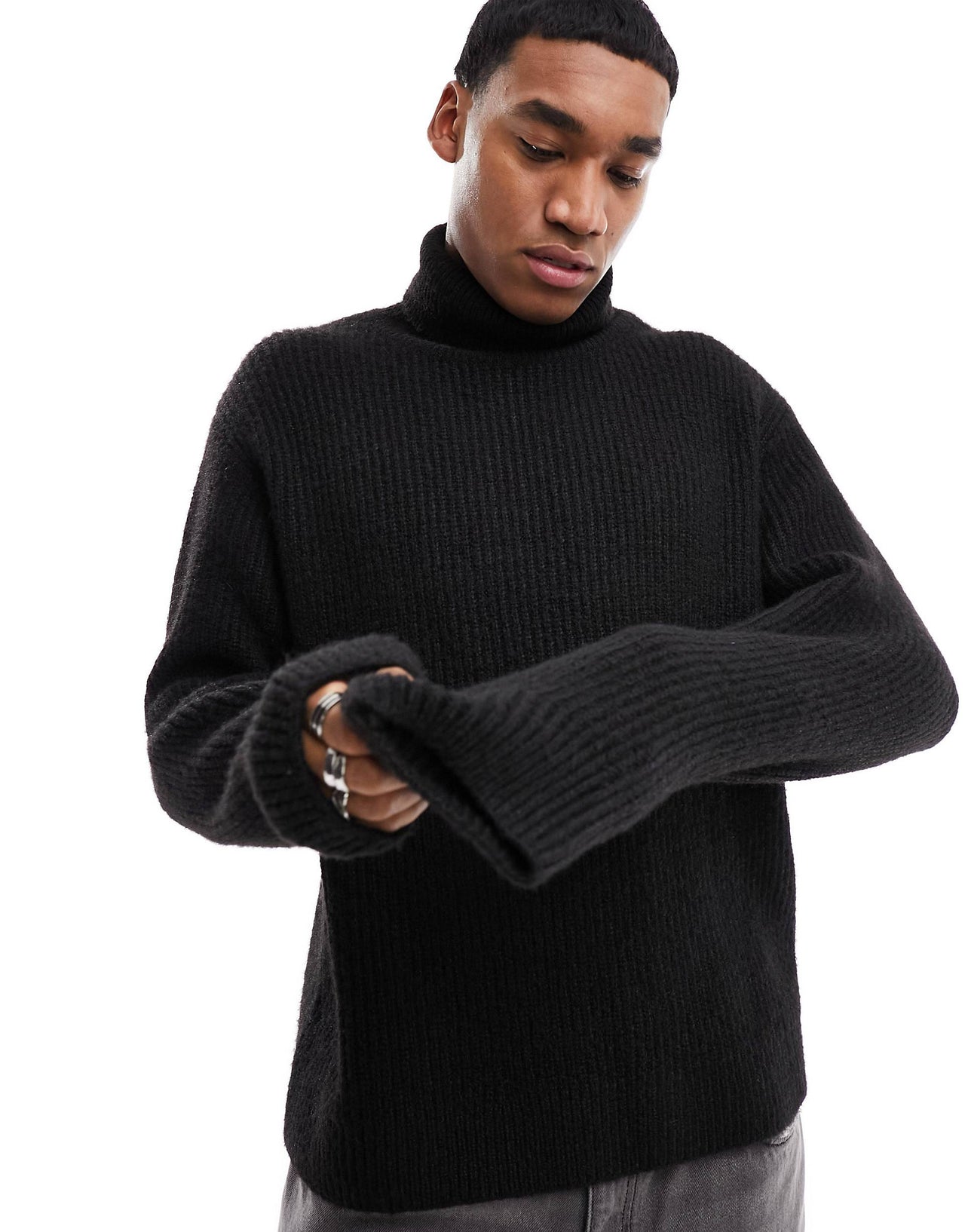 WEEKDAY RELAXED FIT TURTLENECK IN BLACK