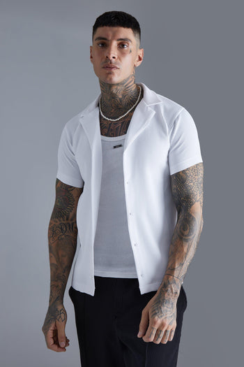 Short Sleeve Revere Stretch Fit Pleated Shirt