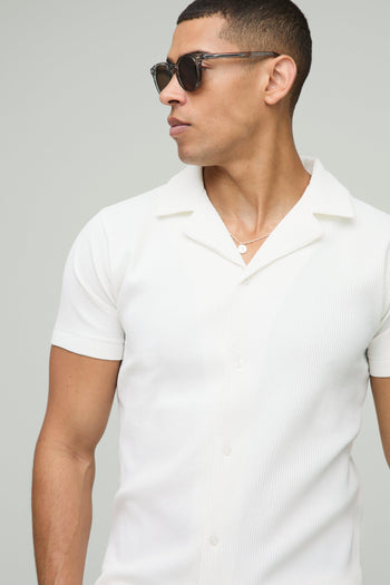 Short Sleeve Revere Stretch Fit Pleated Shirt
